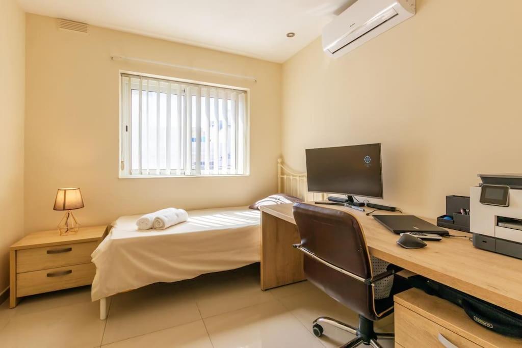 Modern 3 Bedroom Apartment Close To Paceville And Beach Is-Swieqi Екстер'єр фото