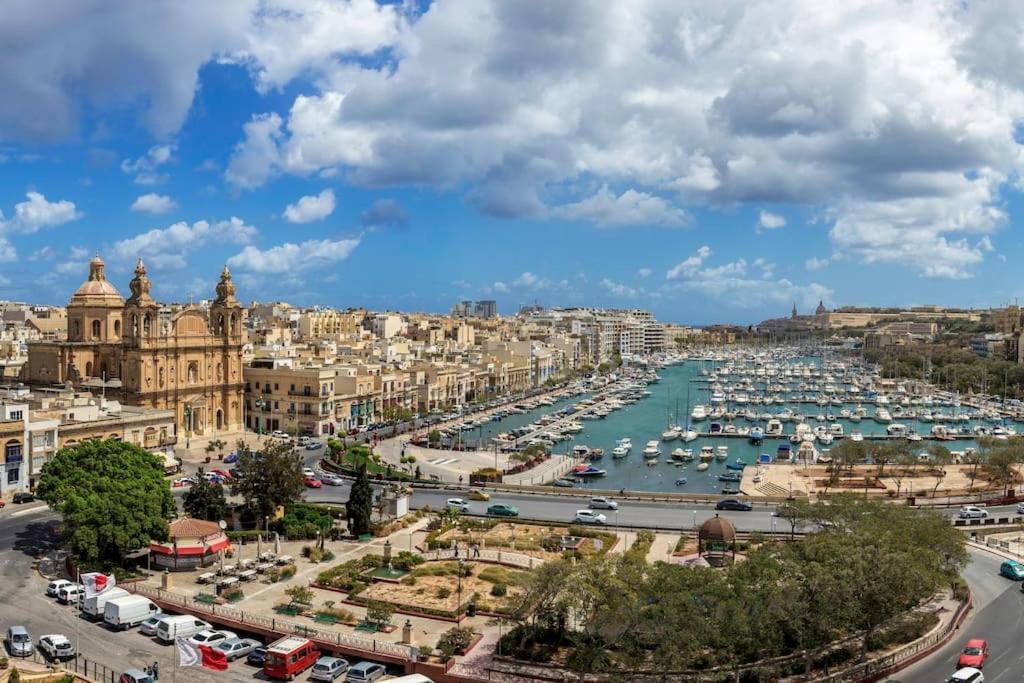 Modern 3 Bedroom Apartment Close To Paceville And Beach Is-Swieqi Екстер'єр фото