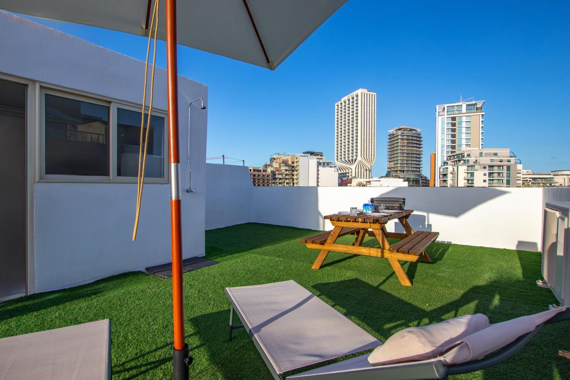 Modern 3 Bedroom Apartment Close To Paceville And Beach Is-Swieqi Екстер'єр фото
